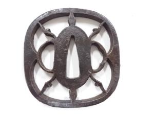 鉄地　透かし　雁繋ぎ　鍔